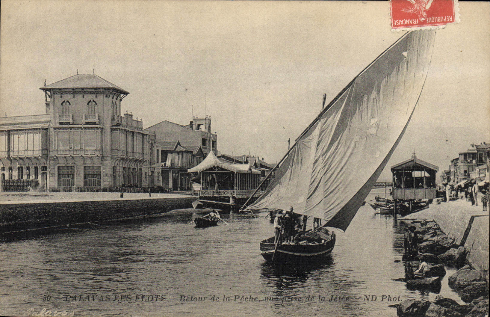 Palavas-les-Flots — Retour de la Pêche, vue prise de la Jetée — ND Phot.