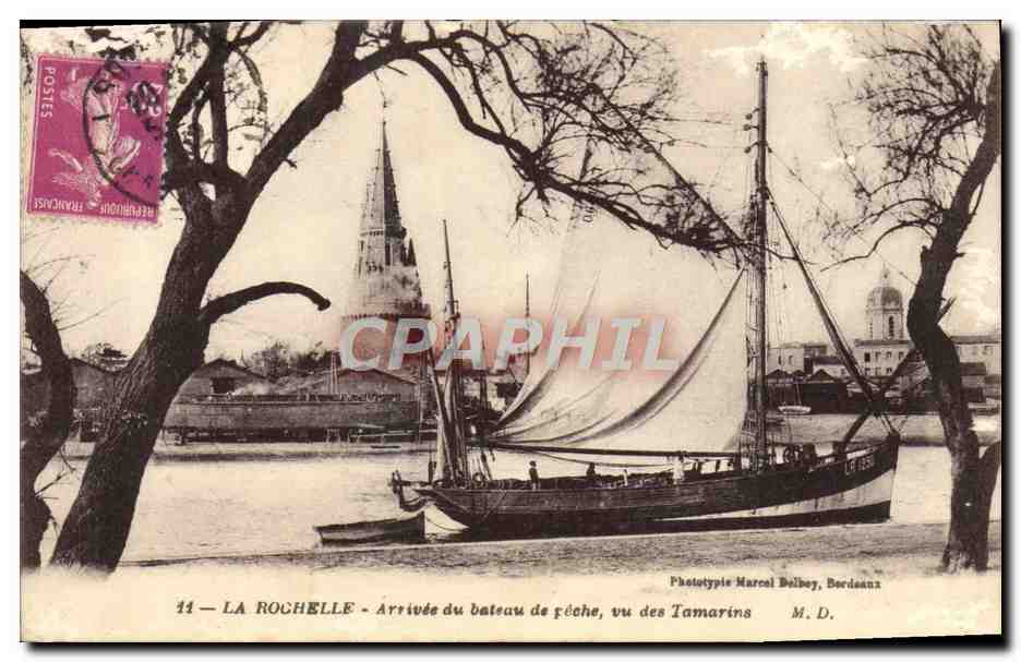 LA ROCHELLE - Arrivée du bateau de pêche, vu des Tamarins — Phototypie Marcel Belbey, Bordeaux