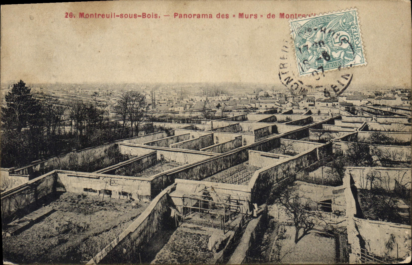 CPA Montreuil sur Bois Panorama des murs 