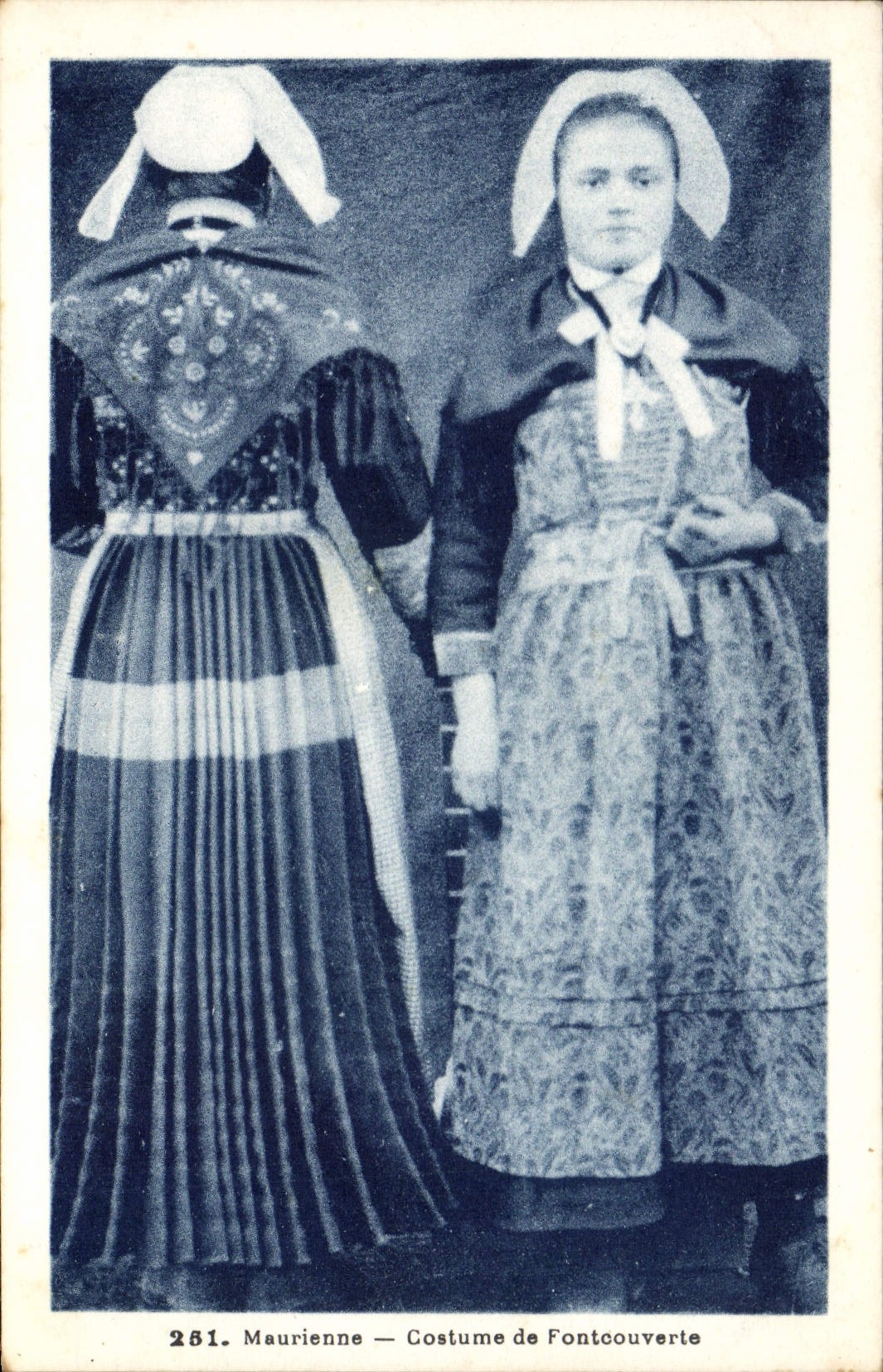 CPA Folklore Maurienne Fontcouverte 