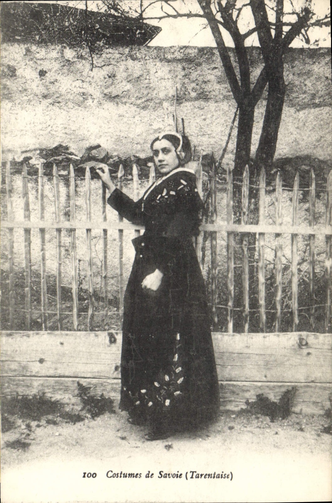 CPA Folklore Savoie Tarentaise 