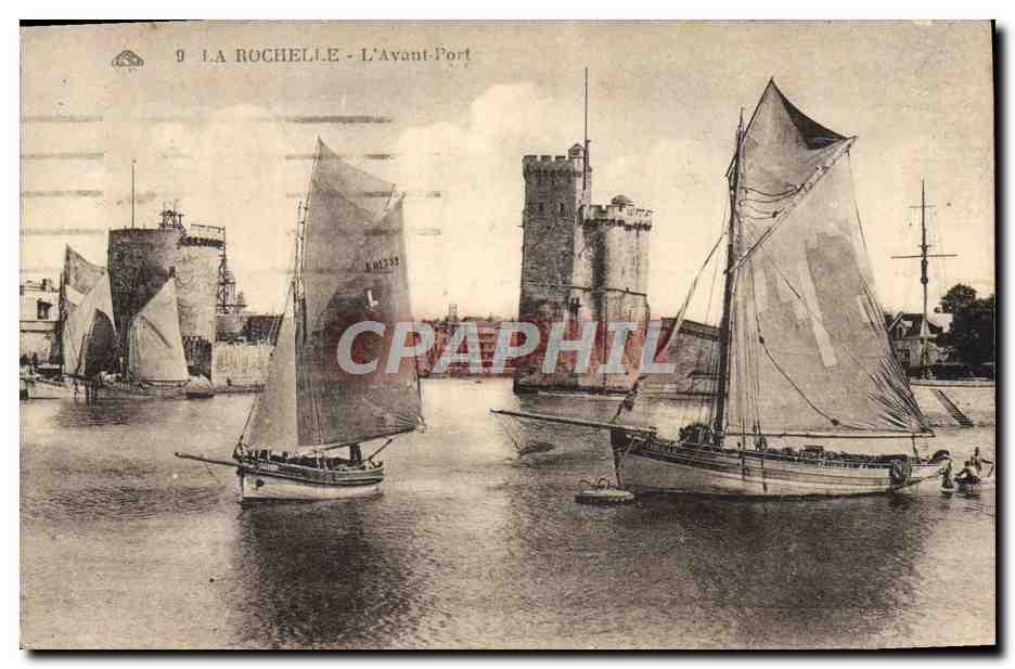 La Rochelle - L'Avant-Port — vue portuaire avec voiliers et tour de la citadelle — éditeur non identifié, n° de série 9