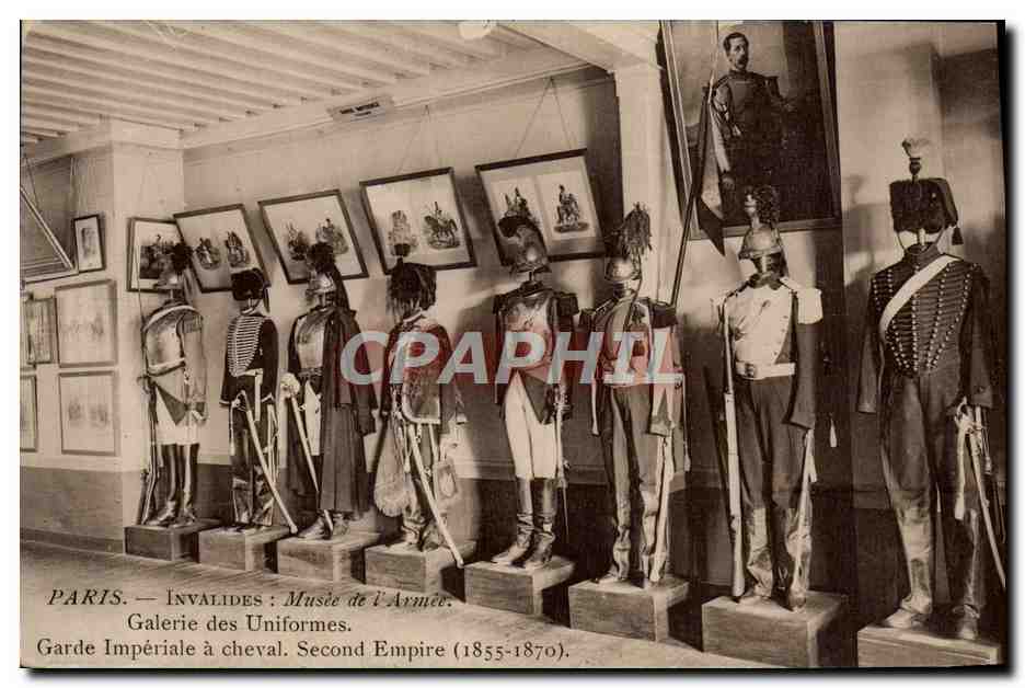 CPA Militaria Paris Invalides Musee de l'armee Galerie des uniformes Garde imperiale a cheval Second Empire 