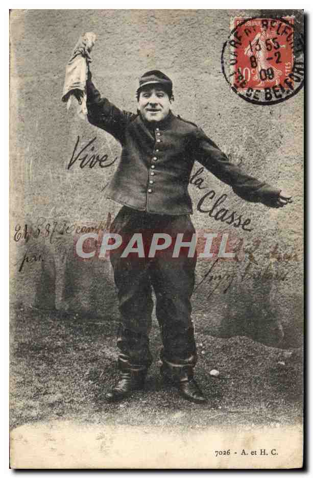 Soldat en uniforme — saluant — éditeur A. et H. C., n° 7036