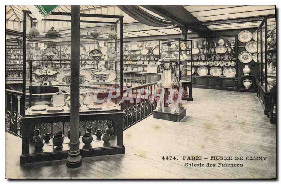 CPA Poterie Ceramique Paris Musee de Cluny Galerie des faiences 