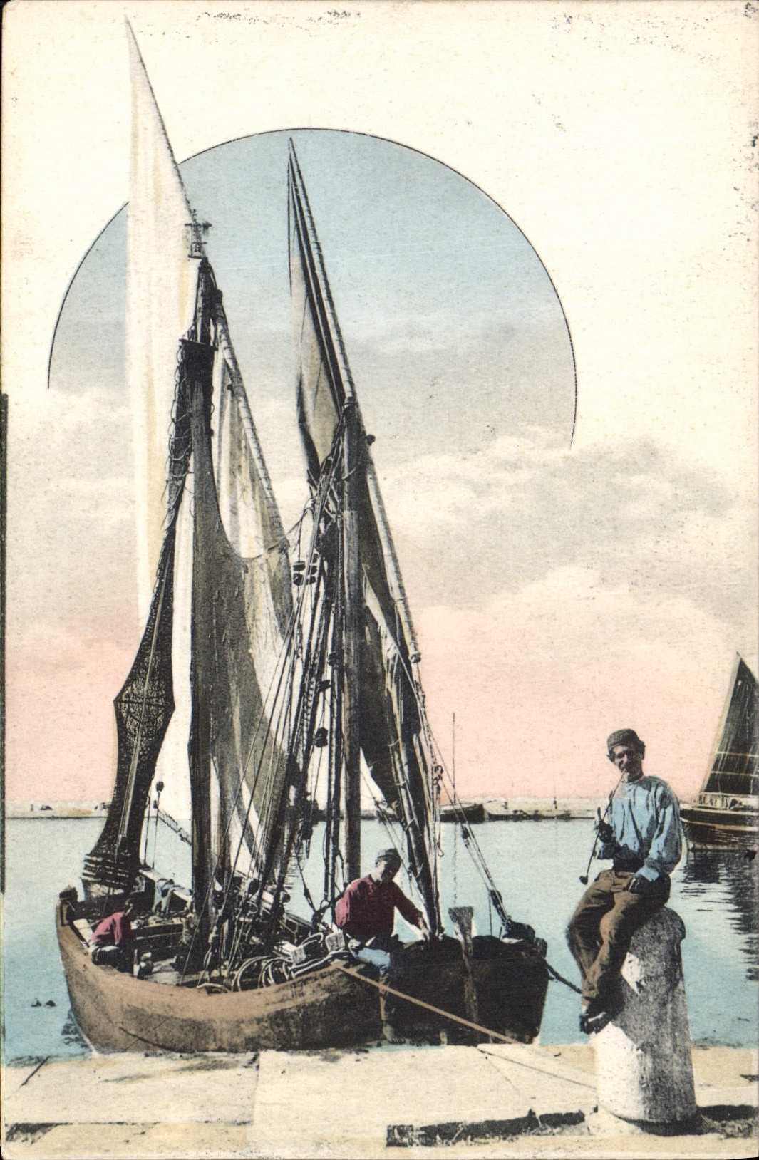 Bateau à voile au port — scène maritime — éditeur inconnu, n° de série non visible - Anverso