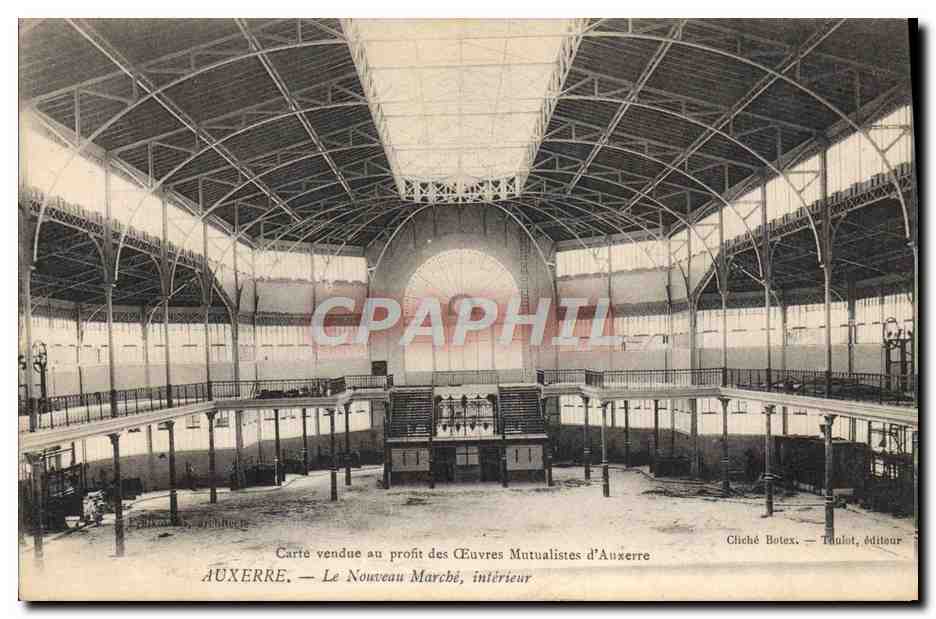 CPA Auxerre Le nouveau Marche Interieur
