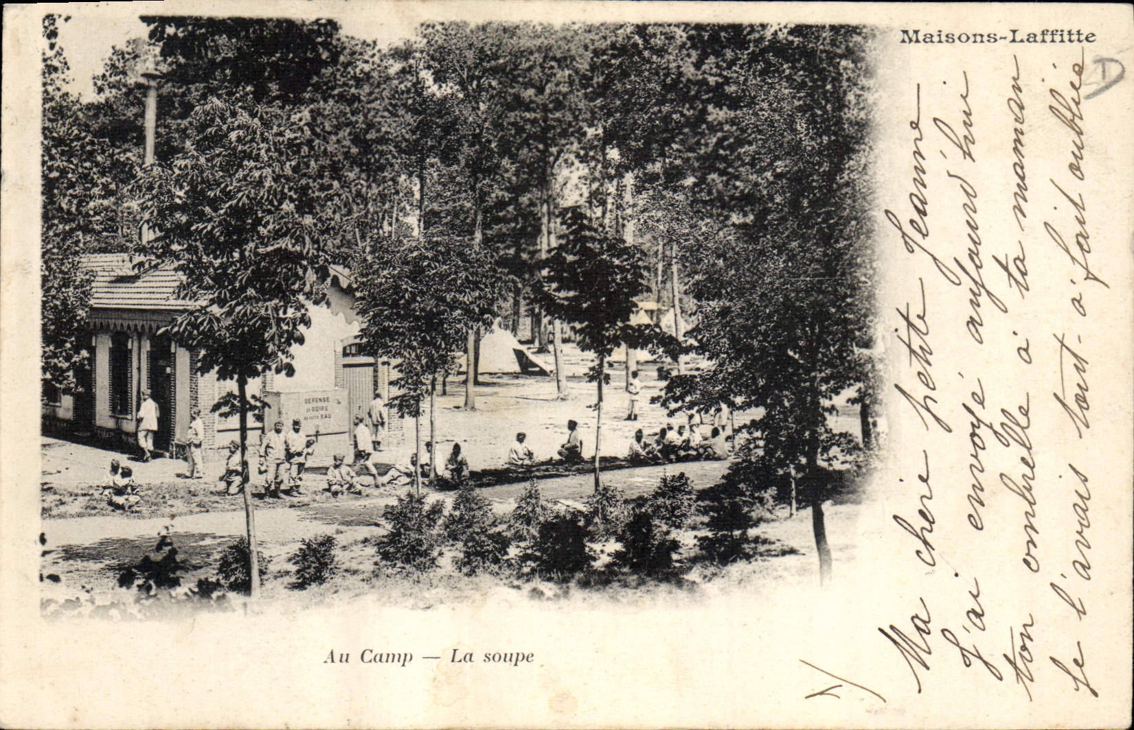 CPA Militaria Au camp la soupe Maisons Laffitte