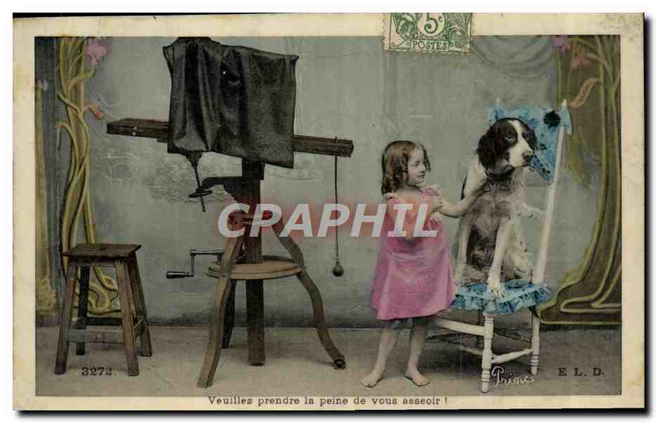 Petite fille et chien — scène de coiffure — E.L.D. Prince, n° 3272