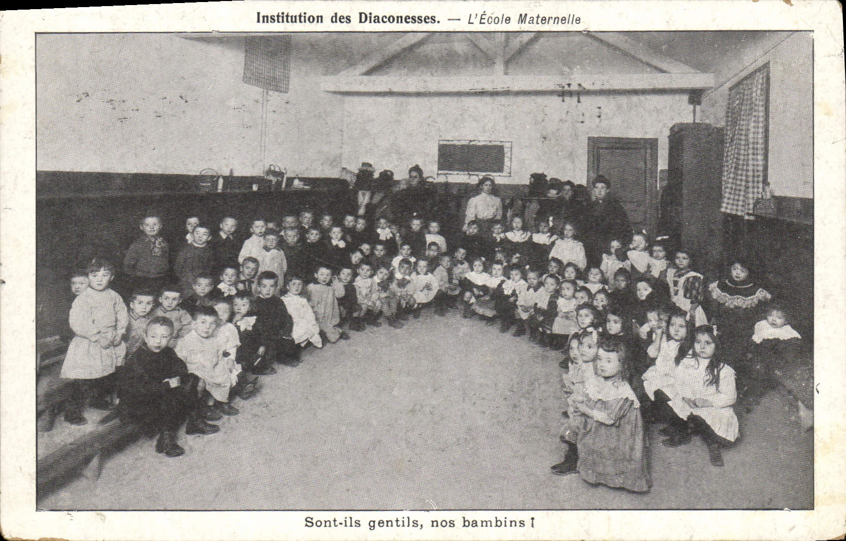 CPA Enfants Bambins Institution des Diaconesses L'ecole maternelle