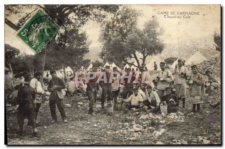 CPA Militaria Camp de Carpiagne L'heure du Cafe