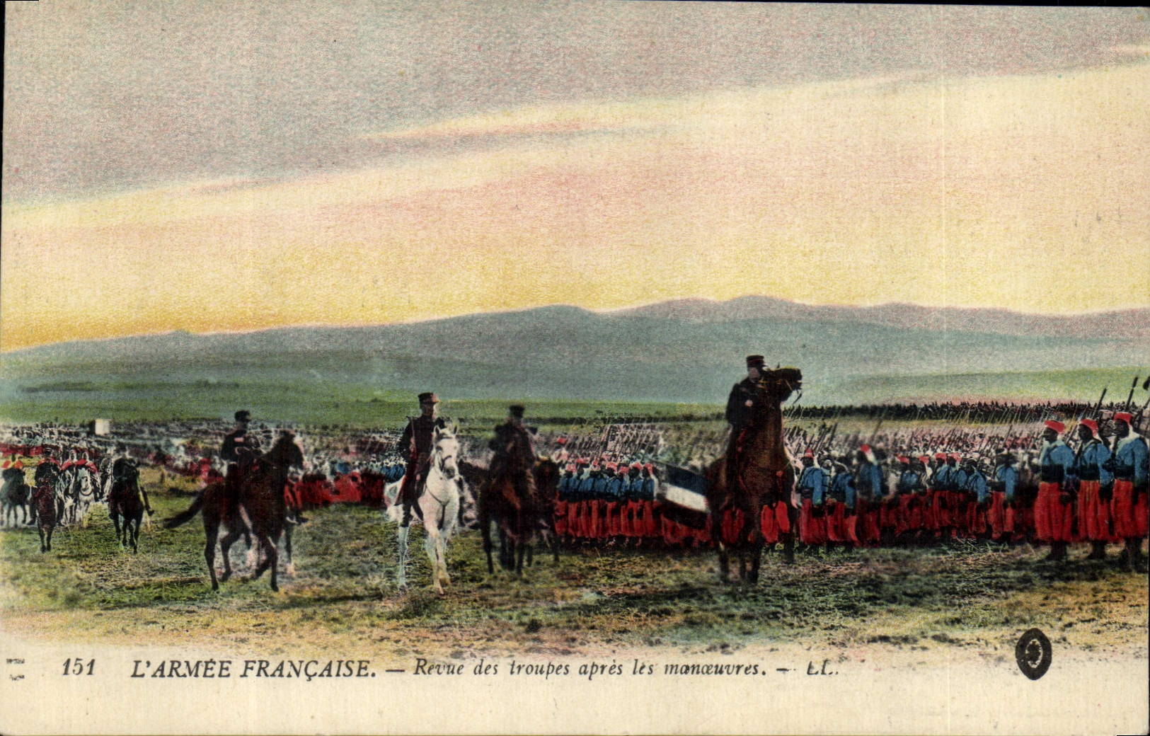 L'ARMÉE FRANÇAISE — Revue des troupes après les manœuvres — L.L.