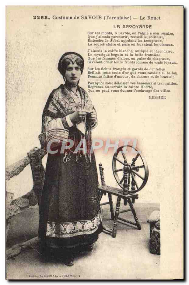 CPA Folklore Costumes de Savoie Tarentaise Le Rouet 