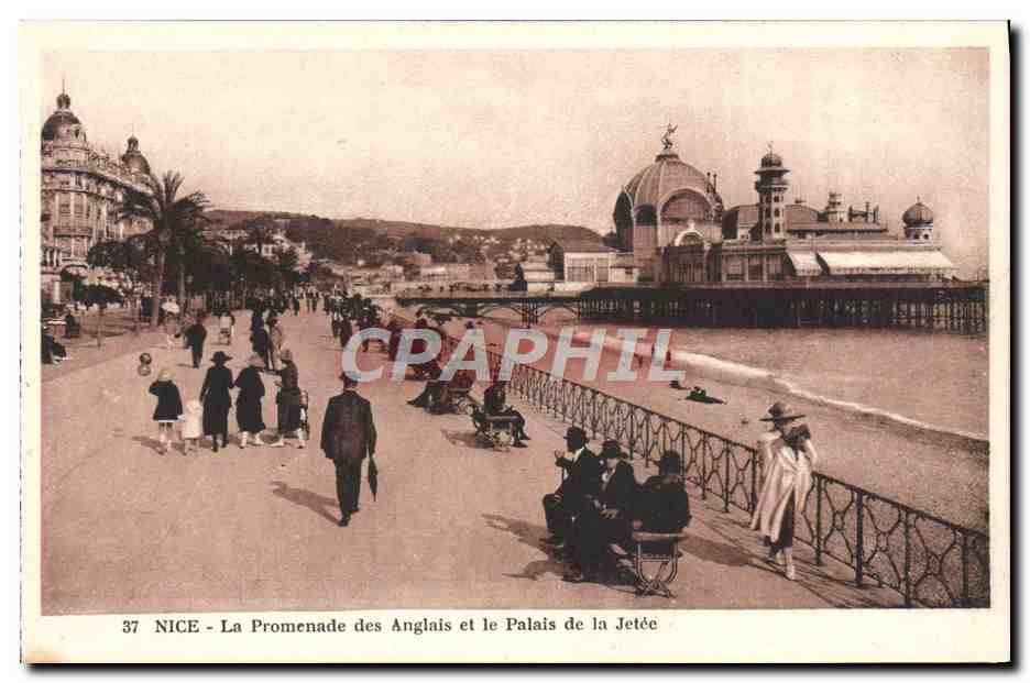 CPA Nice La Promenade des Anglais et le Palais de la Jetee