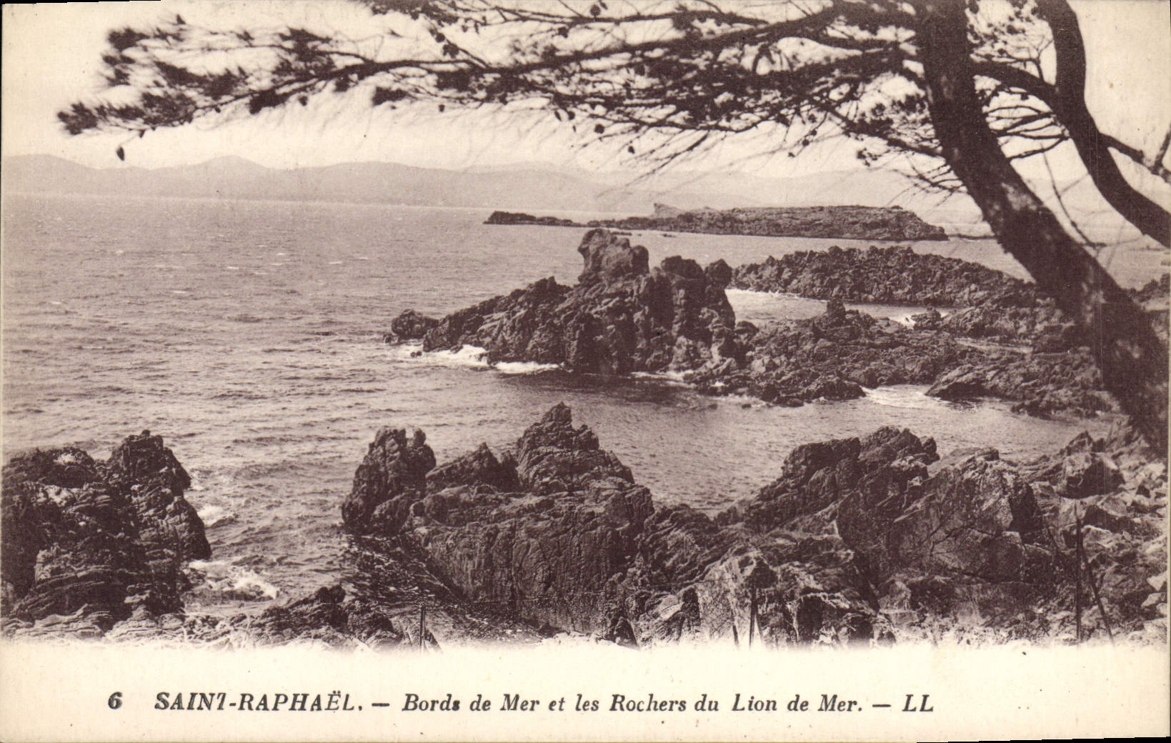 Saint-Raphaël — Küstenblick und Felsen des Seelöwen — LL