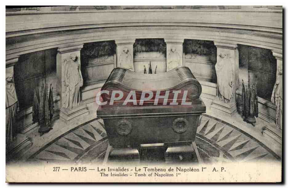 CPA Paris Les Invalides Le Tombeau de Napoleon 1er