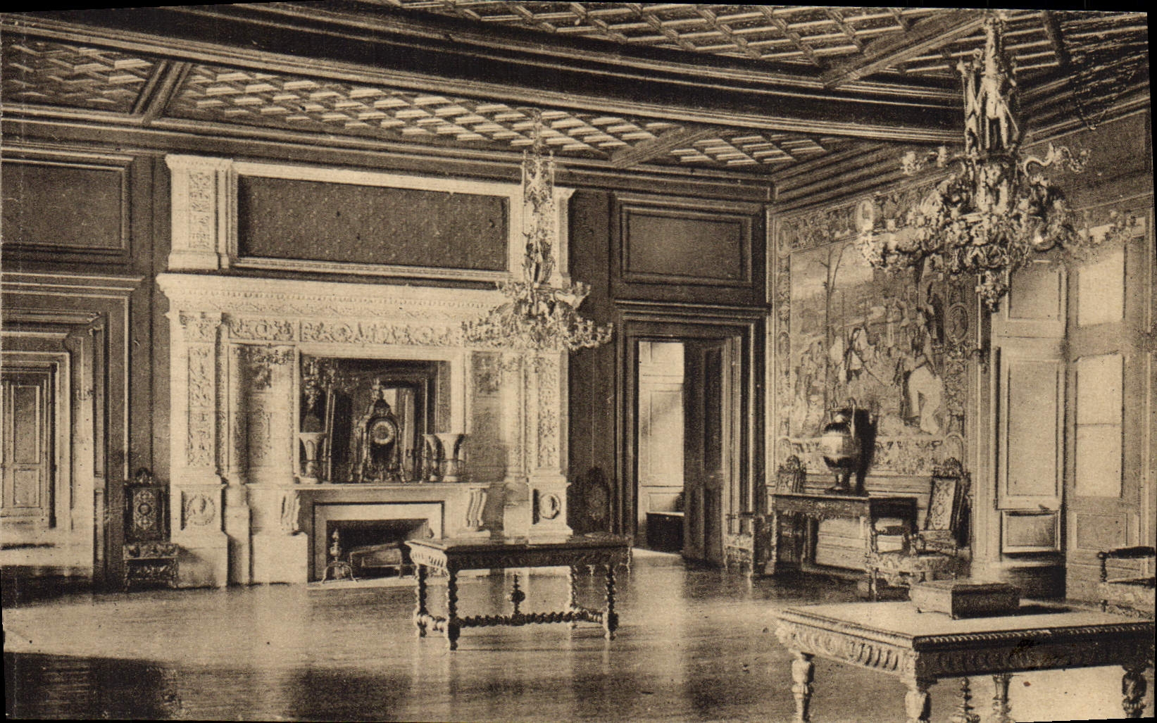 Château Henri IV — Grand Salon de Réception — Ancienne Salle du Trône des Rois de Navarre — Phototypie Lapouche Frères, Toulouse