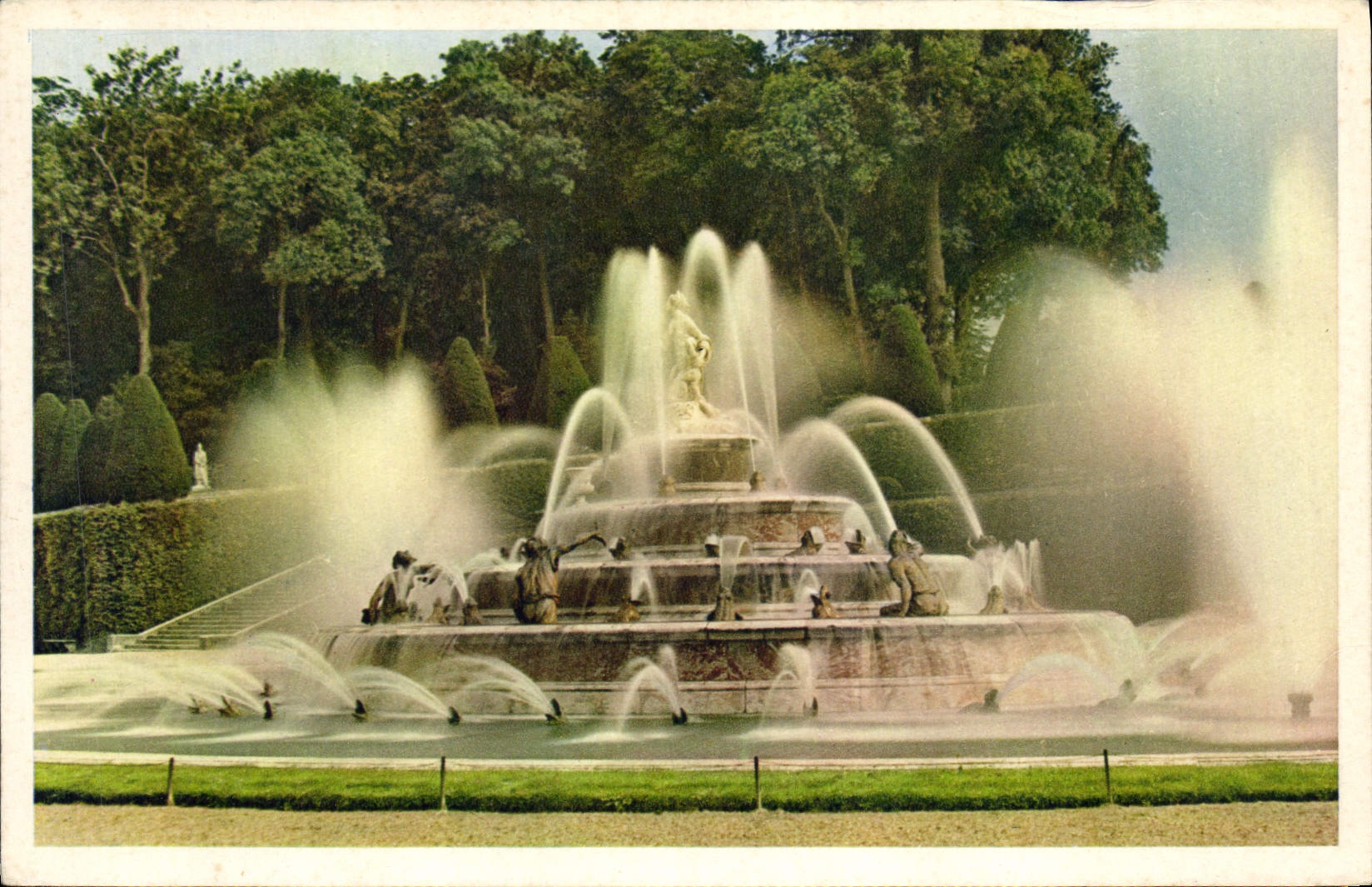 Parc du Château de Versailles — Der Bassin de Latone — Édition Draeger
