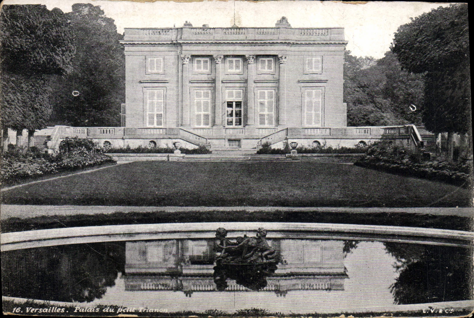 CPA Palais De Versailles Palais du Petit Trianon 