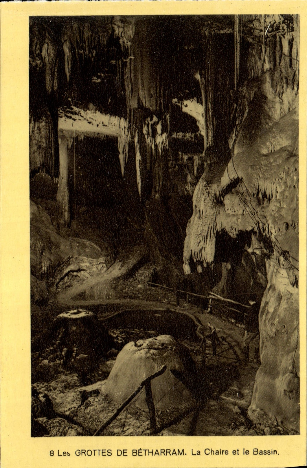 Les Grottes de Bétharram — La Chaire et le Bassin — CPAPHIL