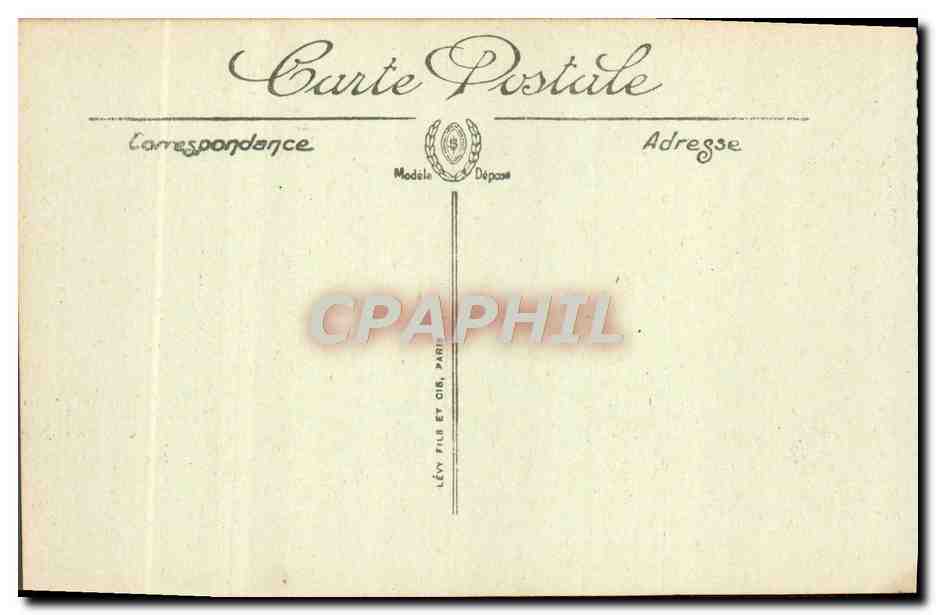 CPA Arras Un quartier de la petite place Militaria — Rückseite