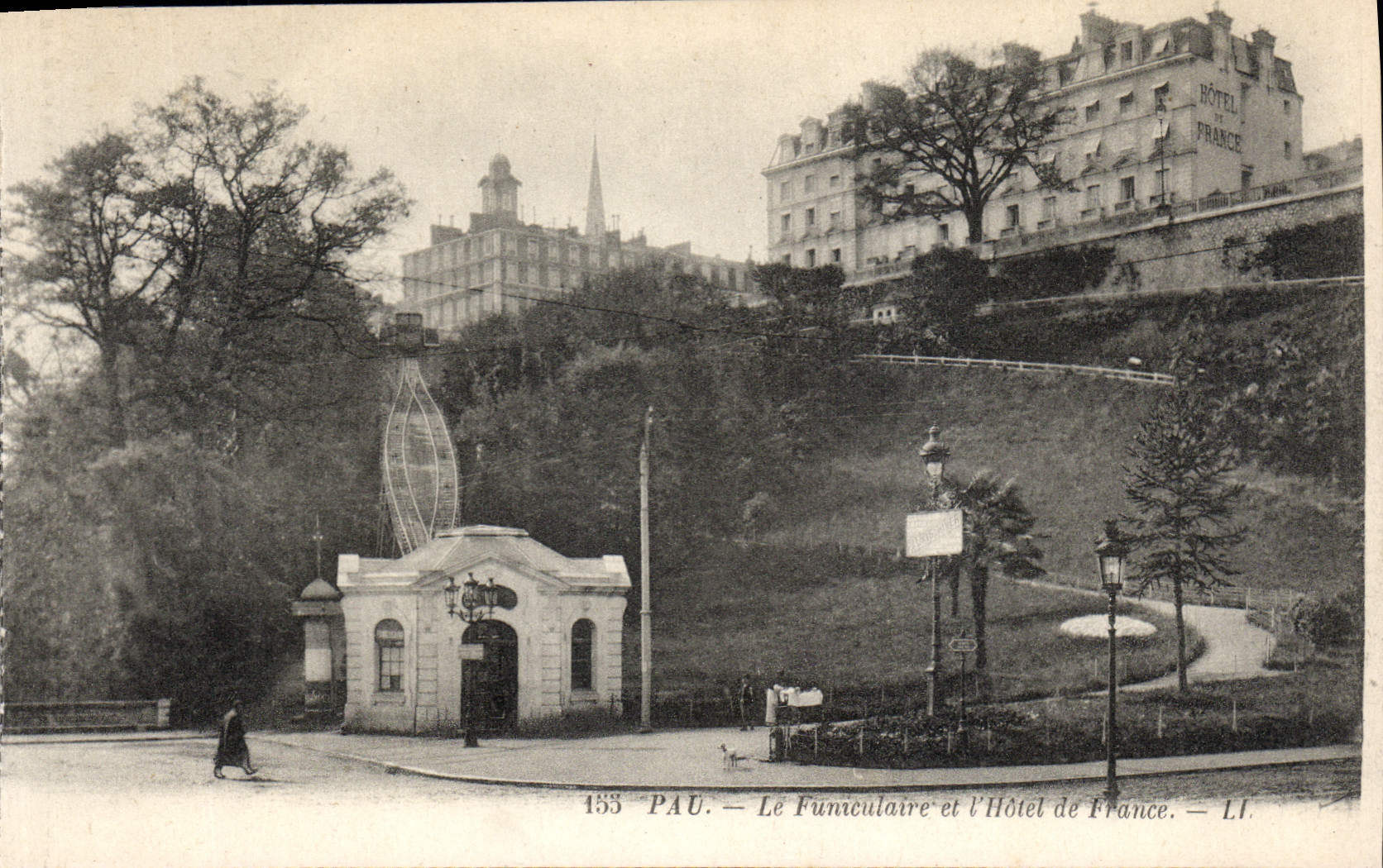CPA Pau Le Funiculaire Et I'Hotel De France