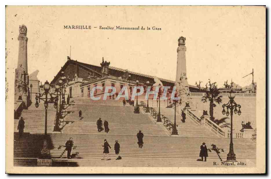 CPA Marseille Escalier Monument De La Gare St Charles