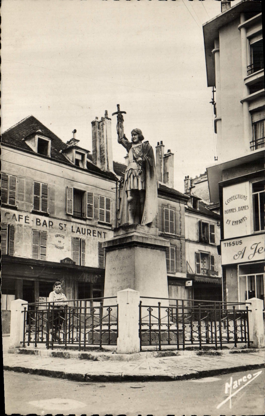 Statue de Jeanne d'Arc — Lagny-Thorigny — Éditions d'Art Levallois-Perret