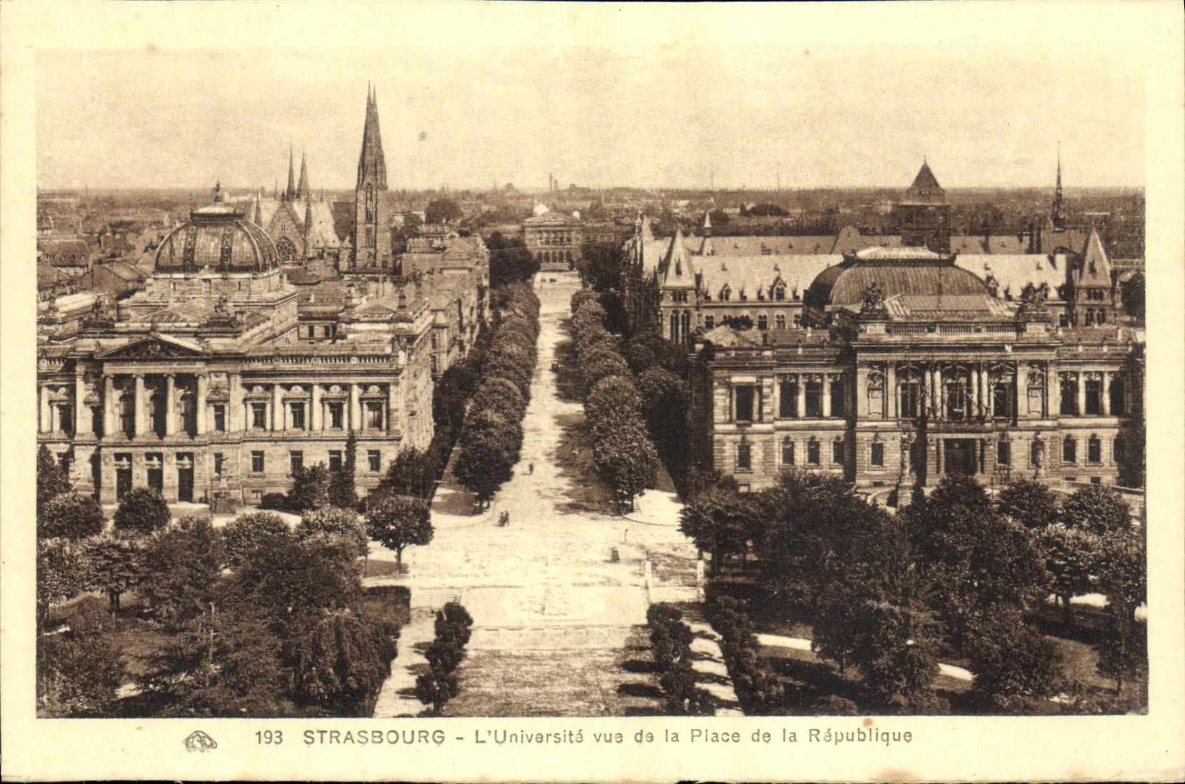 CPA Strasbourg L'Universite Vue De La Place De La Republique