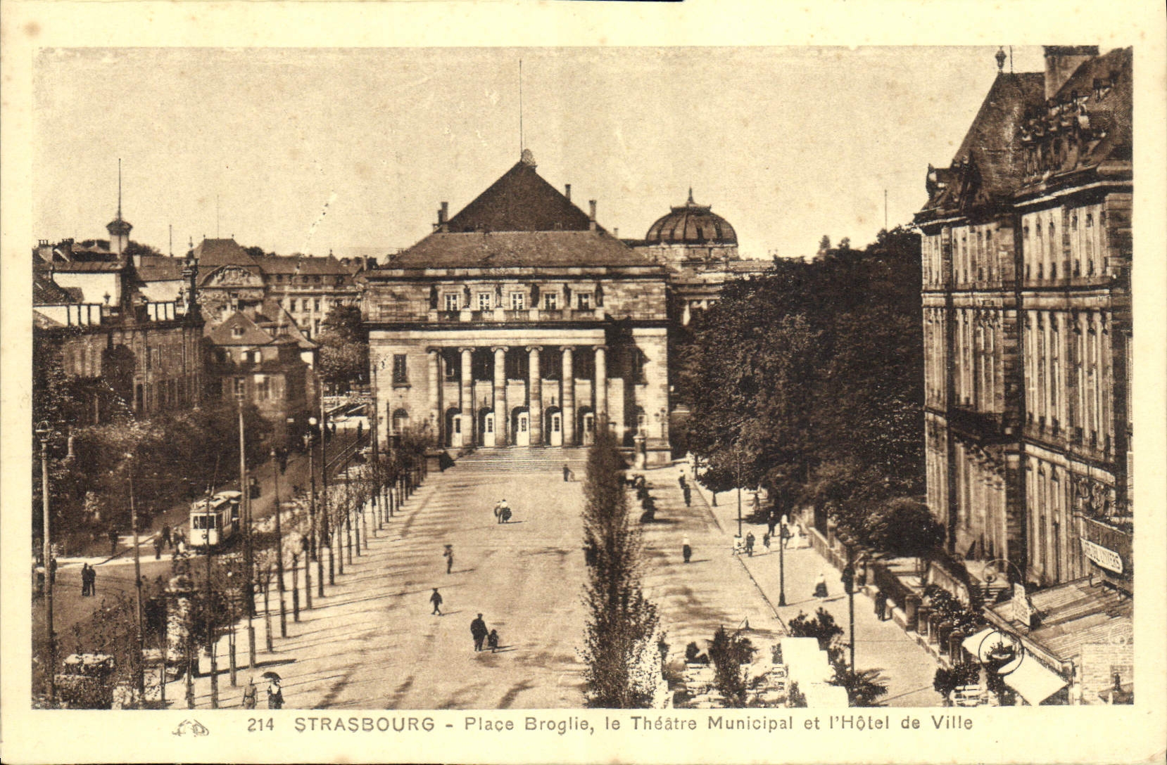 CPA Strasbourg Place Broglie Le Theatre Municipal et l'hotel de ville