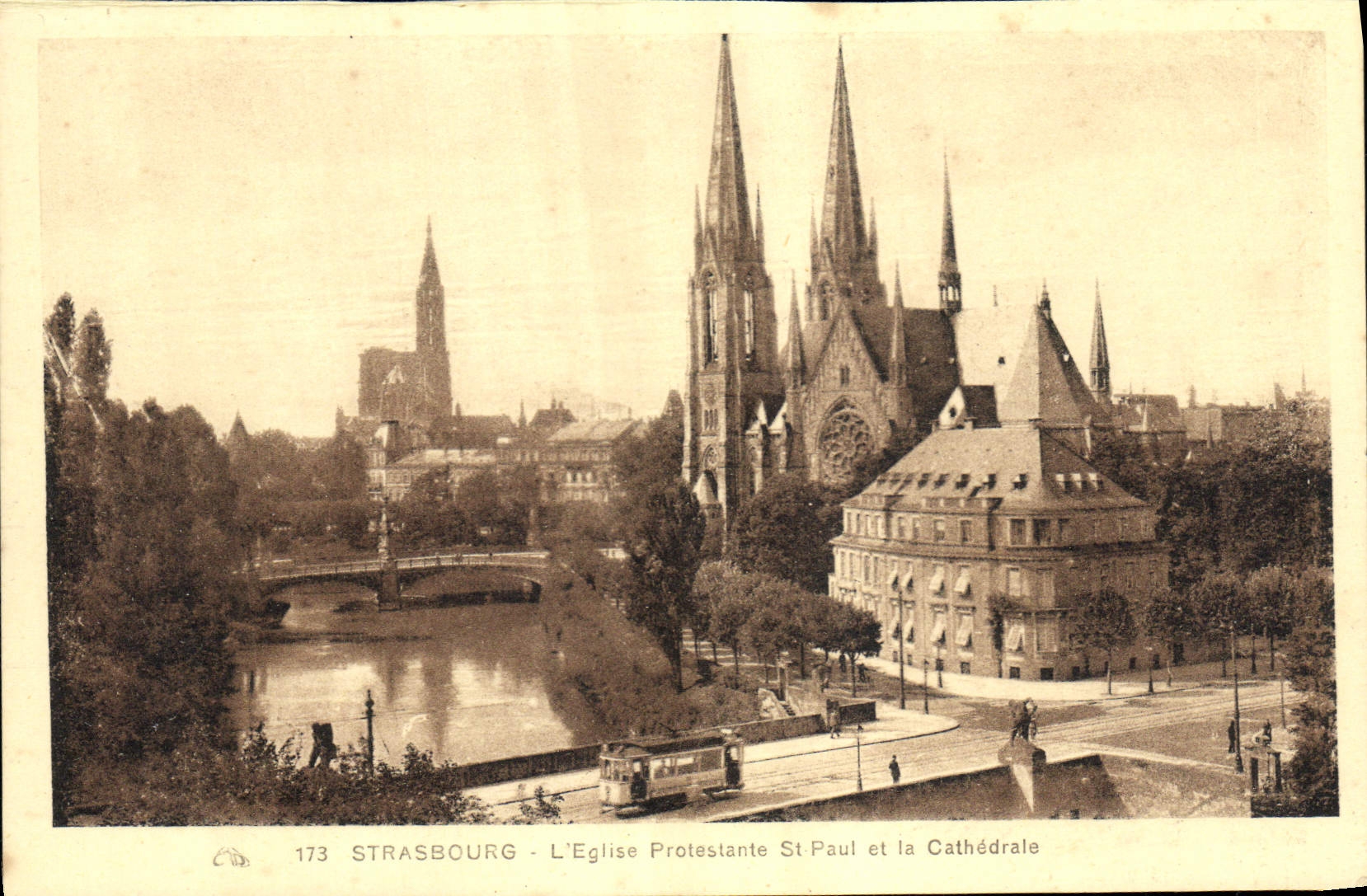 CPA Strasbourg L'Eglise Protestante St Paul Et La Cathedrale