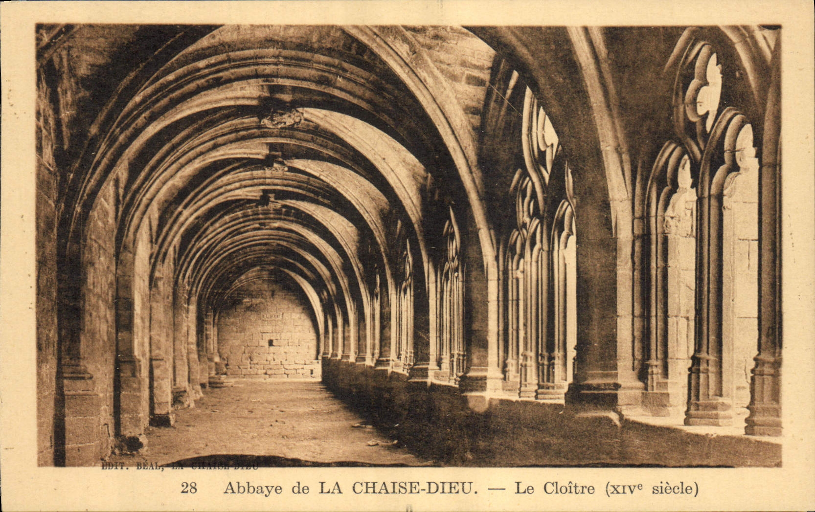 CPA Abbaye De La Chaise Dieu Le Cloitre