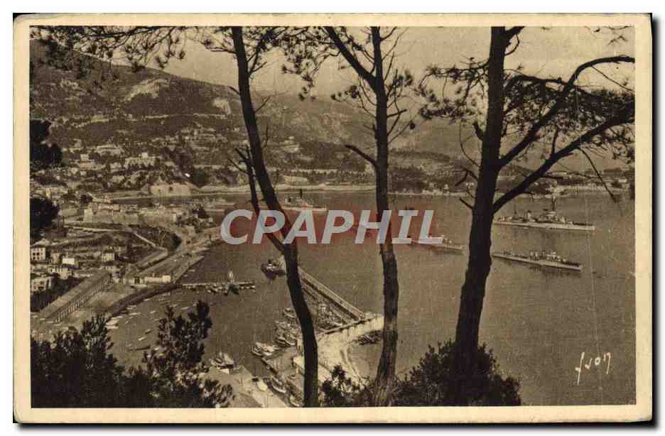Villefranche (Alpes-Maritimes) — L'Escadre en rade — Les Editions d'Art YVON, Paris