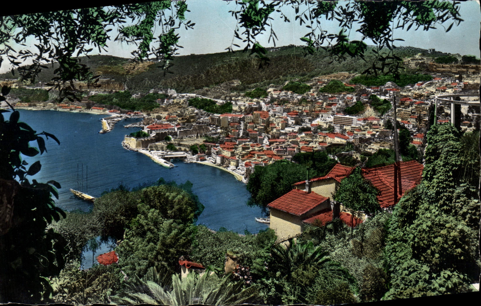 Villefranche-sur-Mer — Vue générale et la Rade — L. Gilletta & Cie, éditeur