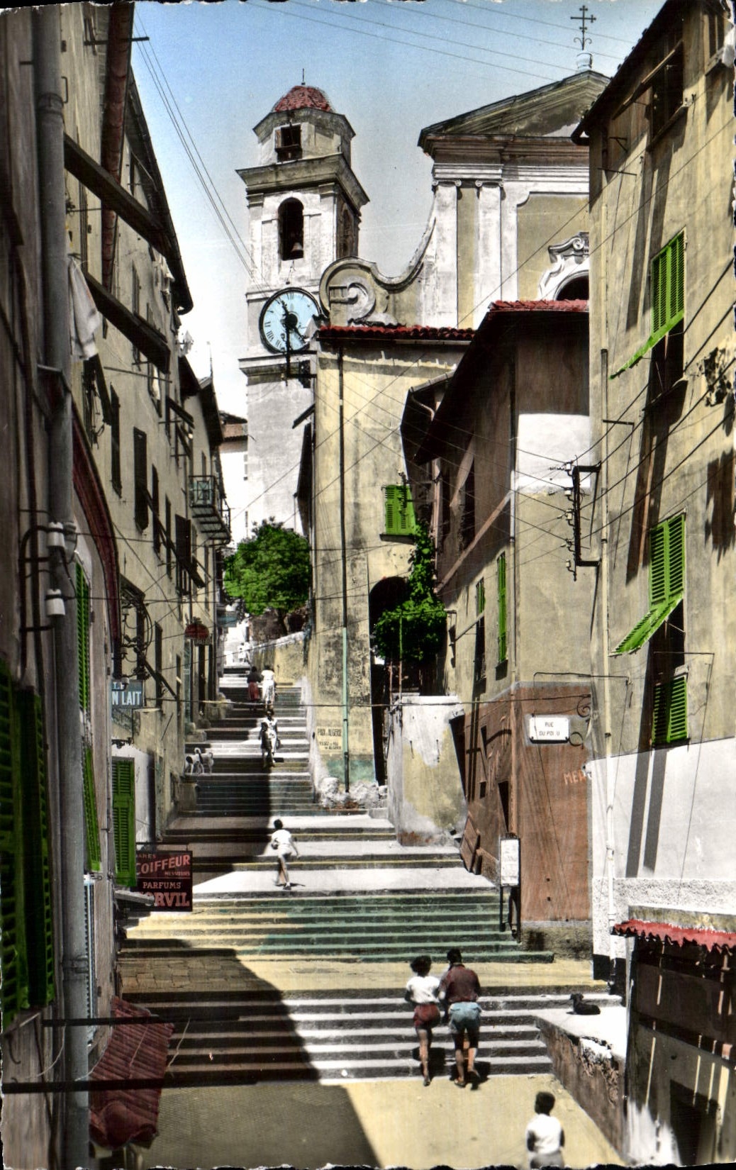 CPM Villefranche Sur Mer Rue De I'Eglise Coiffeur 