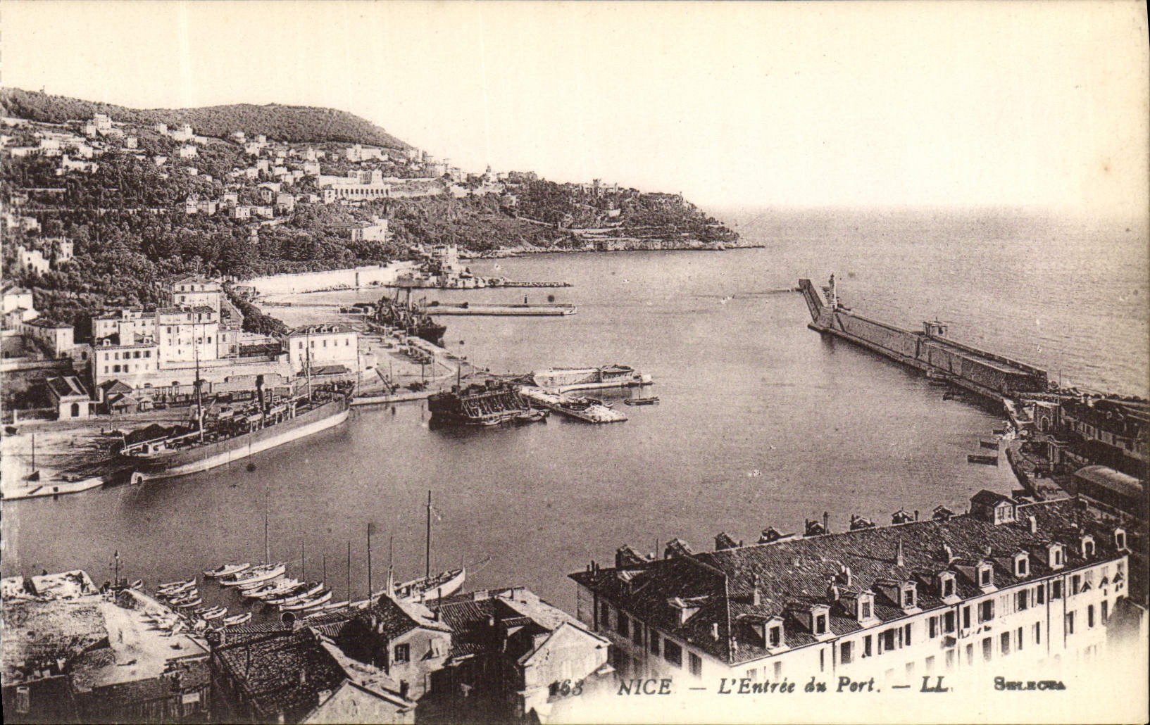 CPA Nice L'Entree du Port