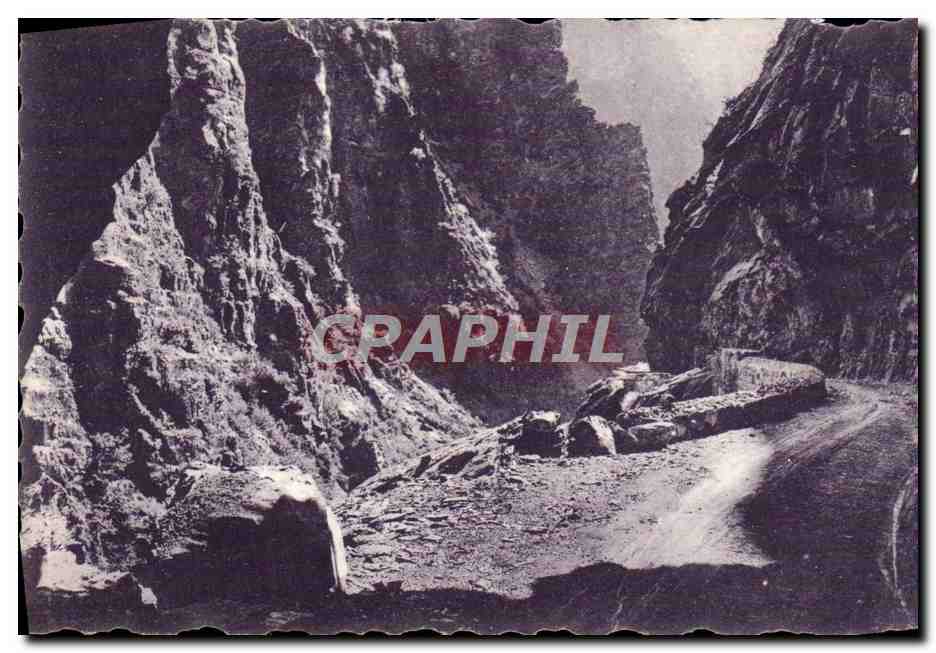 CPA Nice Route des Alpes de Nice a Barcelonnette Gorges inferieures du Cians