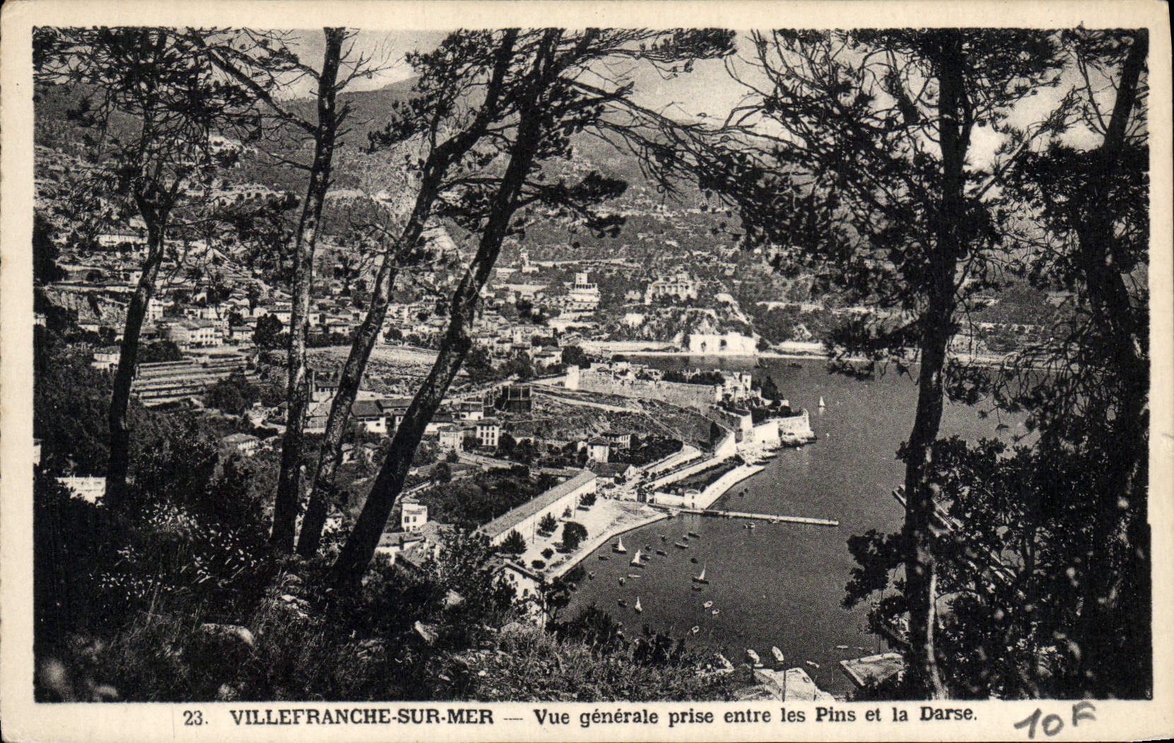Villefranche-sur-Mer — Vue générale prise entre les Pins et la Darse — ADIA IMP. — NICE — n°23