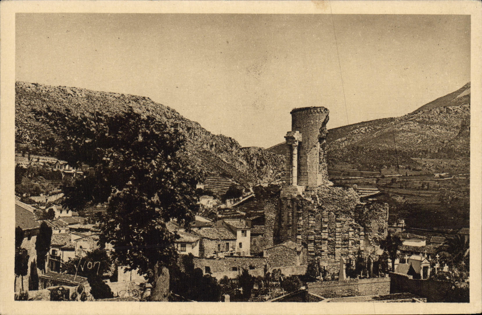 La Turbie - Le Trophée des Alpes — Édition d'Art YVON, Côte d'Azur, n°2/185