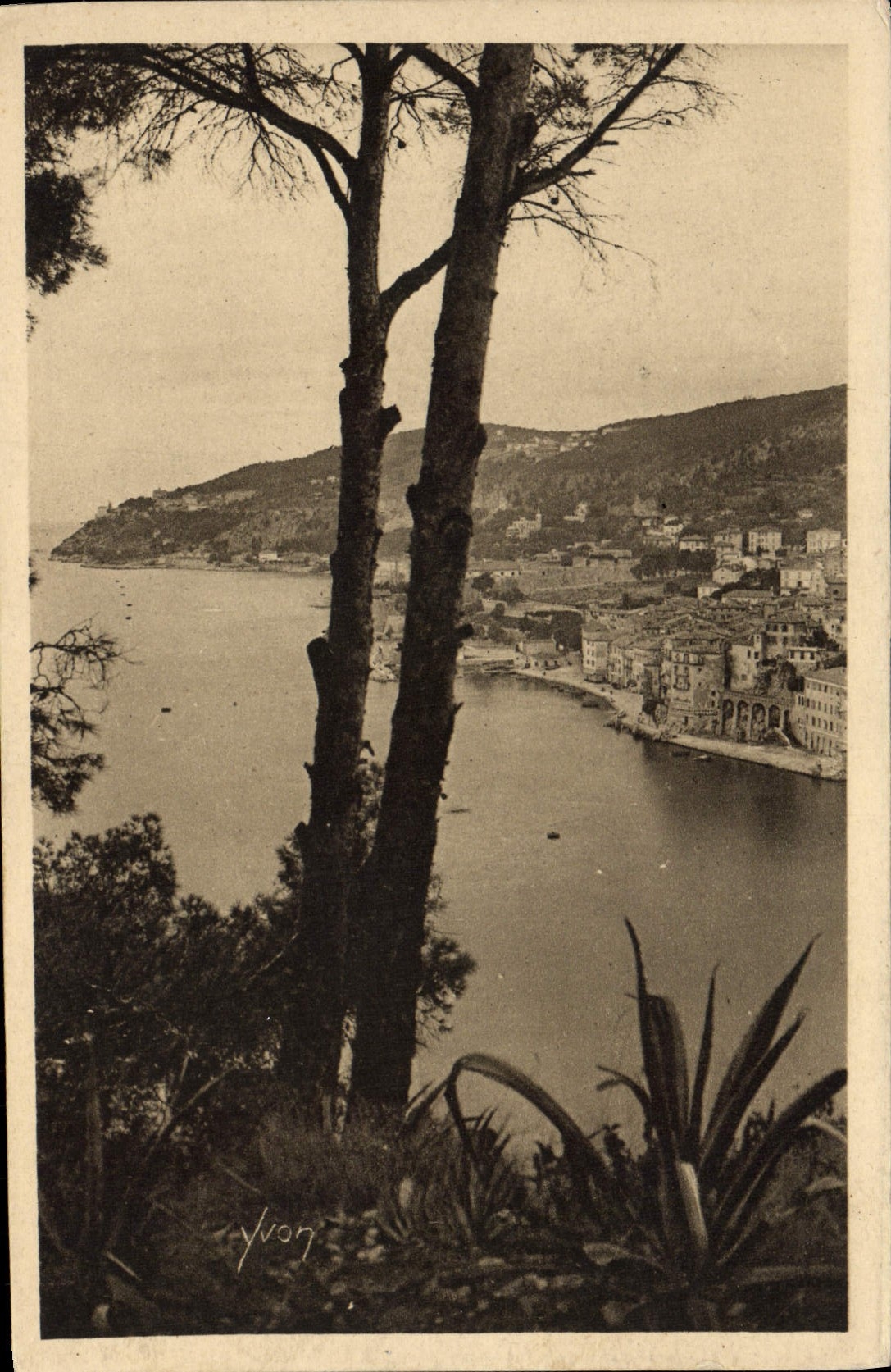 Villefranche - Vue de la Rade — Édition d'Art YVON, n°5/202