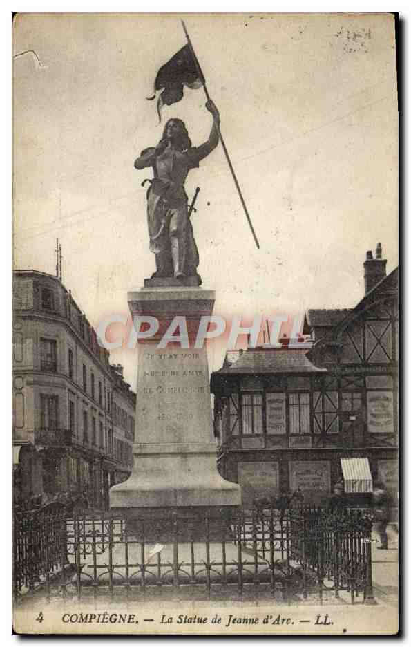 CPA Compiegne La Statue de Jeanne d'Arc