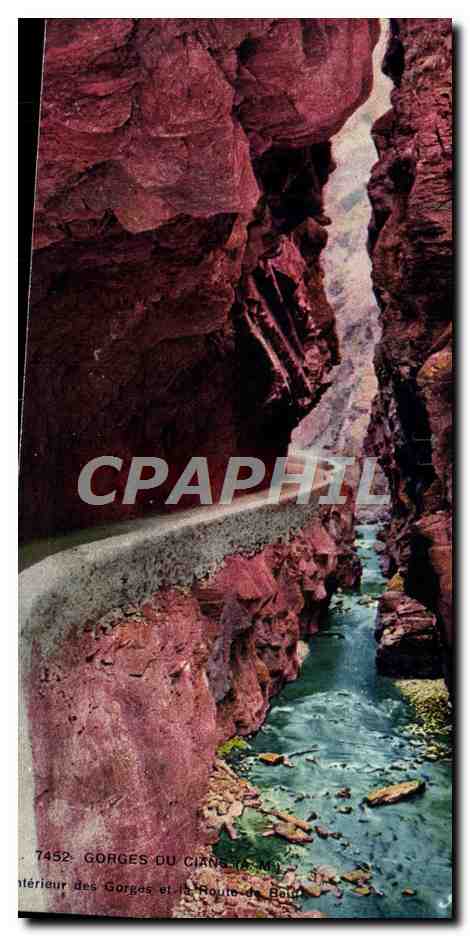 CPA Gorges Du Cian Interieur des gorges et la route de Beuil