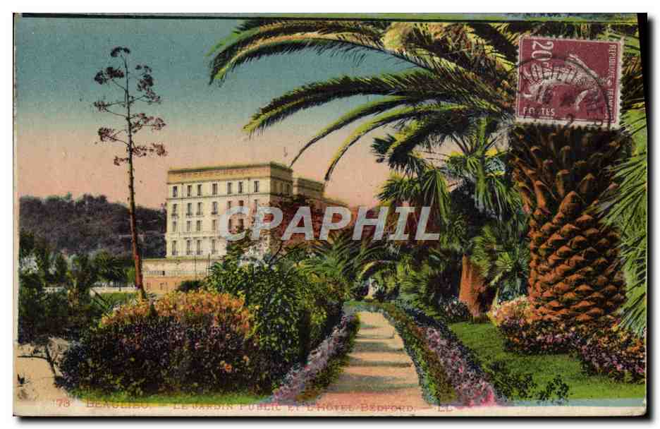CPA Beaulieu Le jardin public et l'hotel Bedford