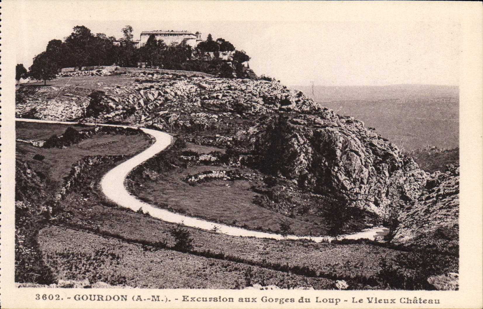 Gourdon (A.-M.) — Excursion aux Gorges du Loup — Le Vieux Château — J. Gilletta, Nice