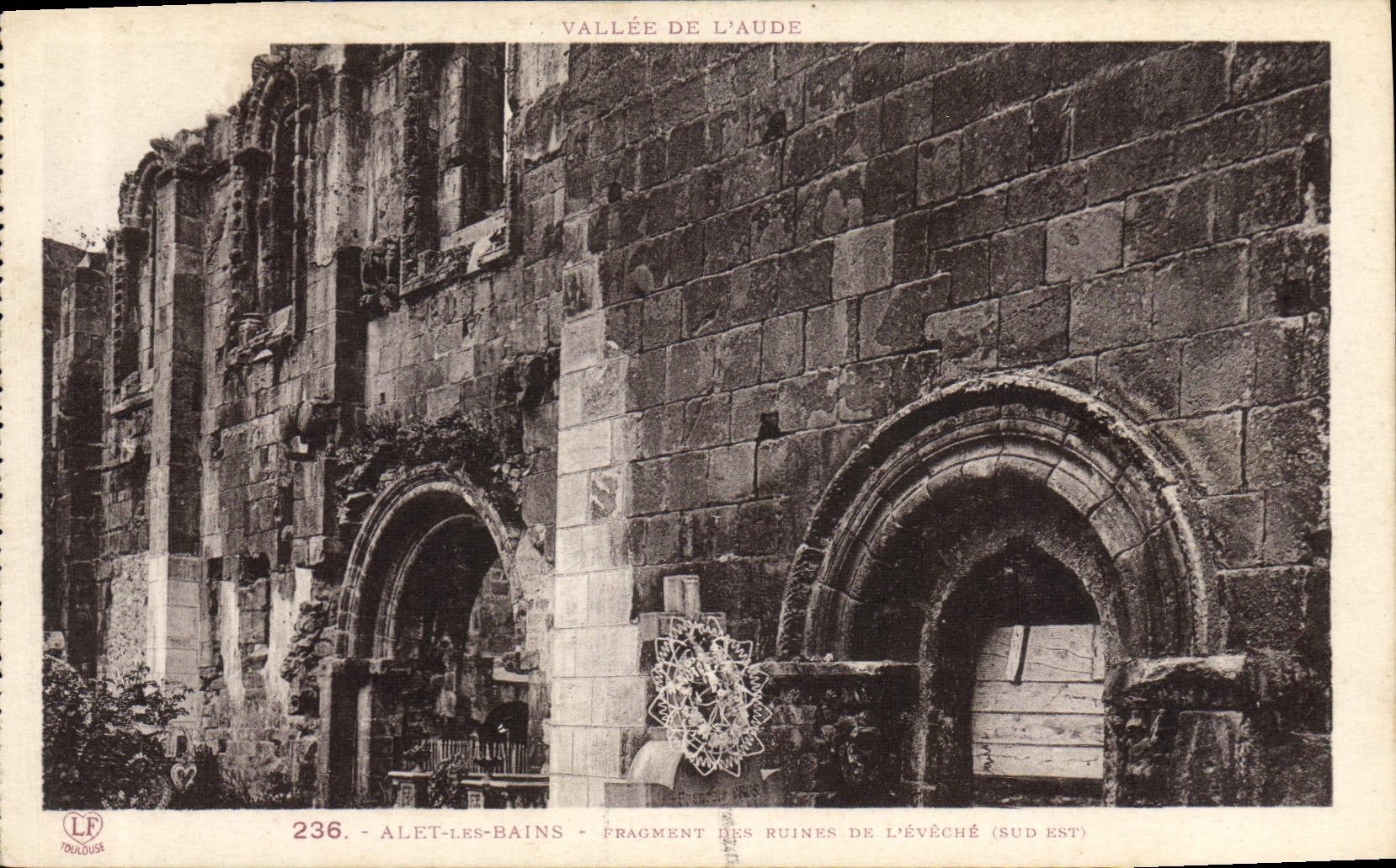 CPA Alet Les Bains Fragment Les Ruines de l'eveche
