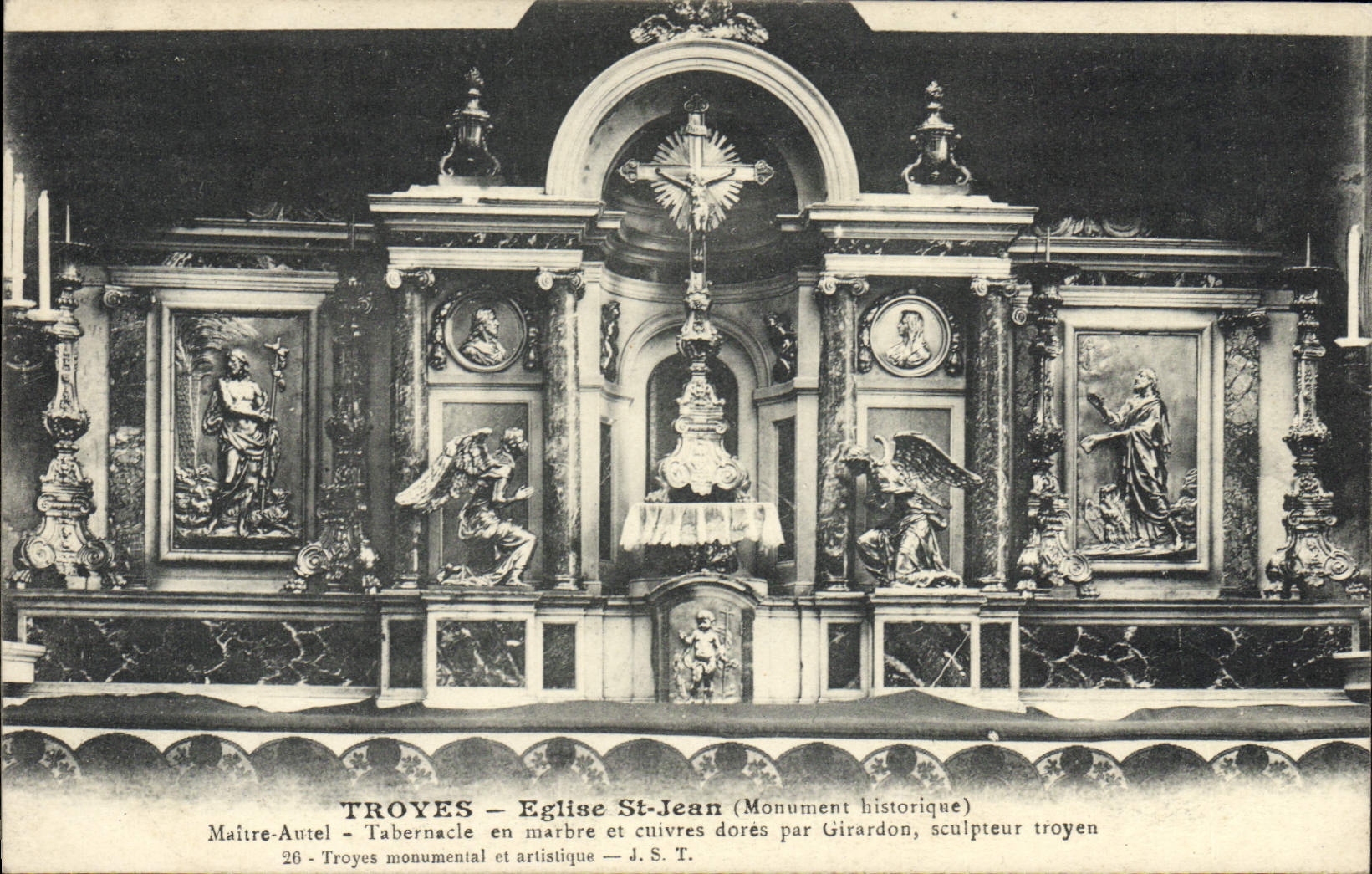 Troyes - Église Saint-Jean — Tabernacle en marbre et cuivres dorés par Girardon, sculpteur troyen — J.S.T.