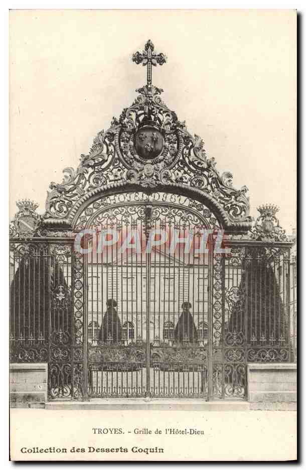 CPA Troyes Grille De I'Hotel Dieu