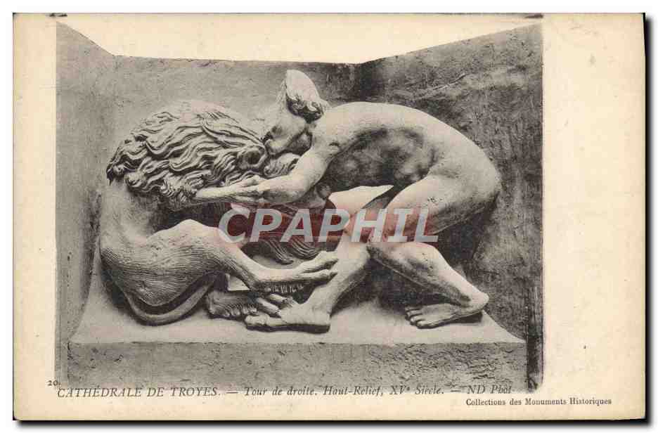 CPA Troyes Tour De Droite Haut Relief