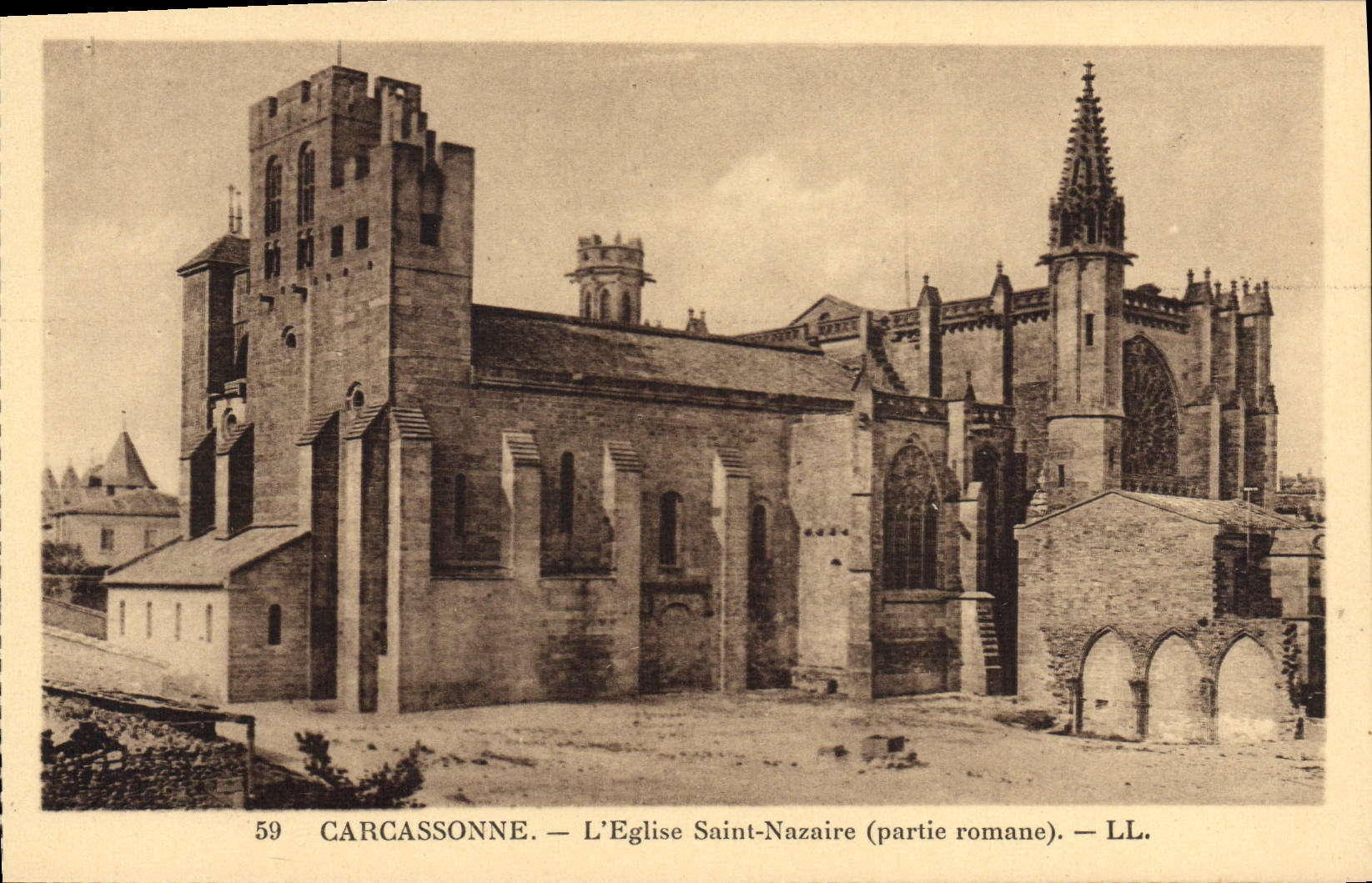CPA Corcassonne L'Eglise Saint Nazaire