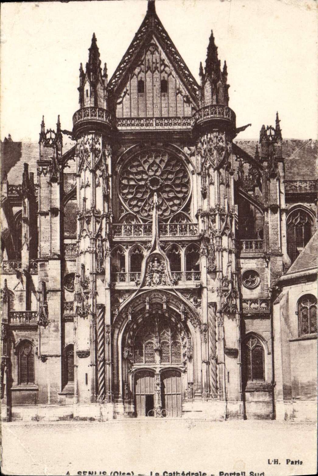 Sens (Yonne) — La Cathédrale — Portail Sud — L'H. Paris
